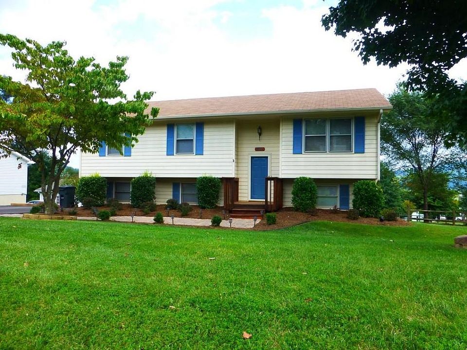 1st image of 391 Hillview Dr