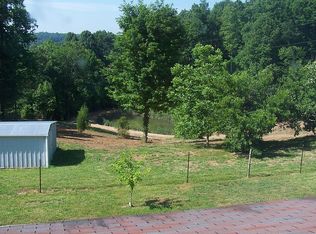 195 Britt Rd, Summer Shade, KY 42166