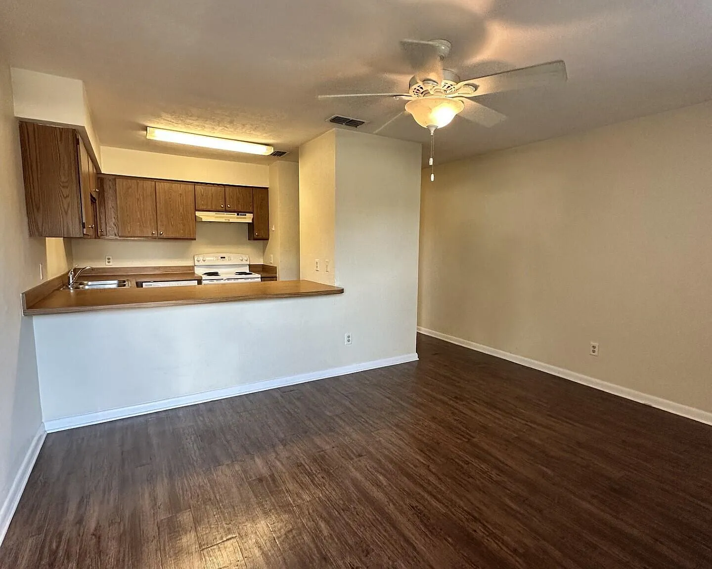 1 bed, 1.0 bath, 540 sqft, $1,125 — Photo 3