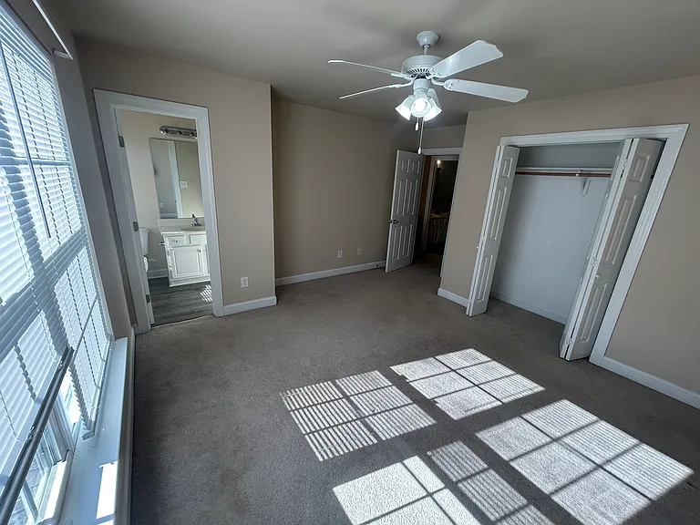 4000 Lucerne Ct #B — Photo 11
