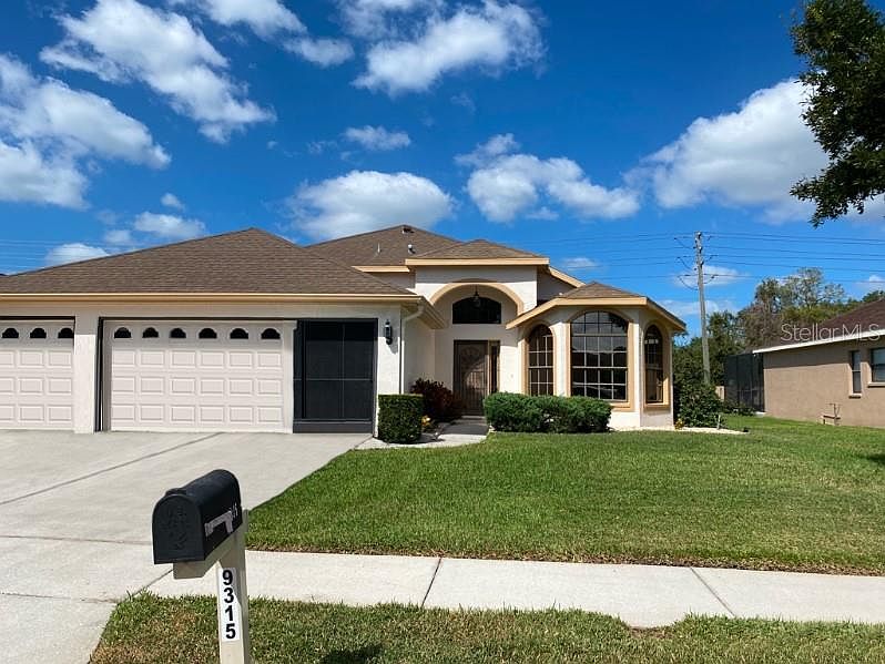1st image of 9315 Creekside Ct