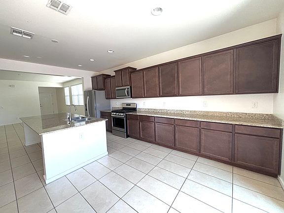 2nd image of 9825 W Southgate Ave