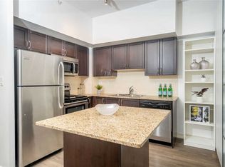 816 Lansdowne Ave #LL08, Toronto, ON M6H4K6