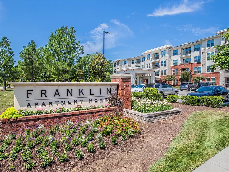 The Franklin at Crossroads — Photo 10