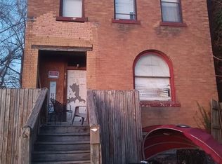 6151 Suburban Ave, Saint Louis, MO 63133