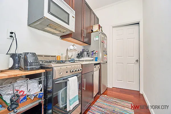 Rented by Keller Williams NYC | media 16
