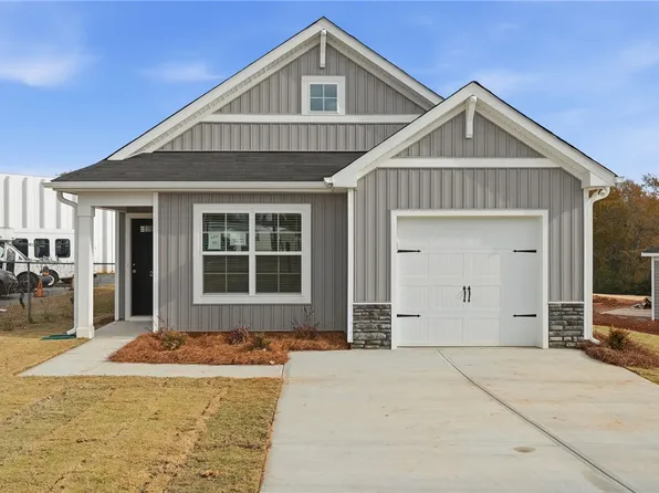 25 New Durham Bridge Rd, Greenville, SC 29611