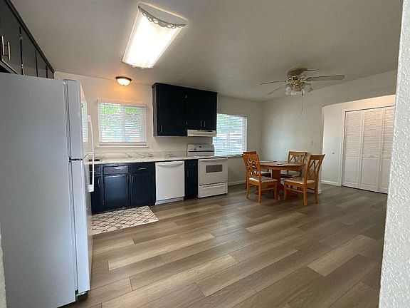 2nd image of 307 Anderson St