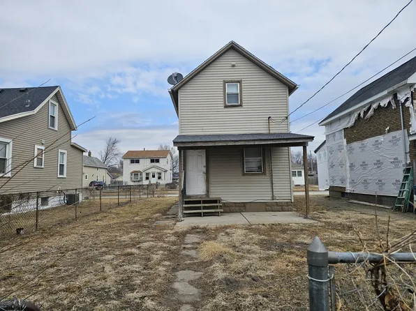 1548 11th Ave, East Moline, IL 61244