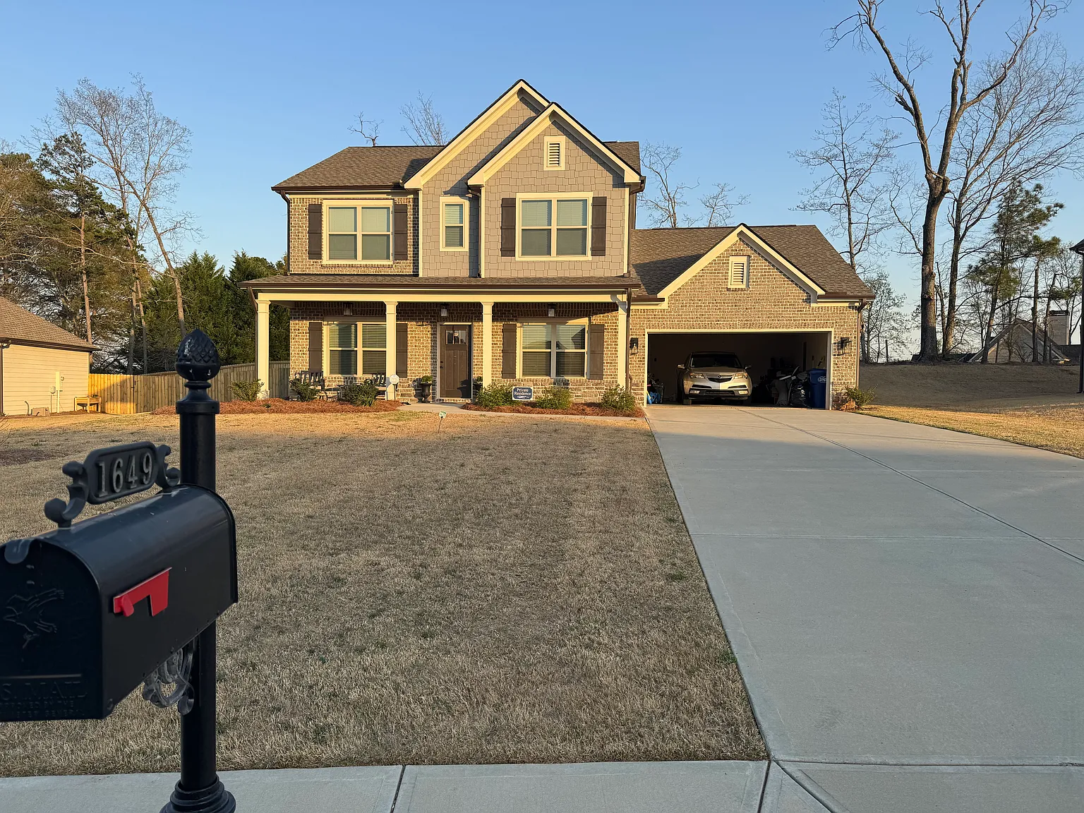 1649 Jasper Dr — Photo 3