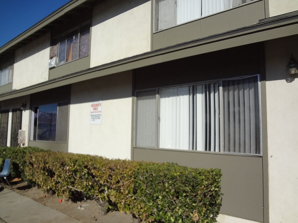 1st image of 239 S Olive St APT B