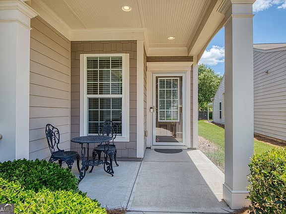 4th image of 502 Beautyberry Dr