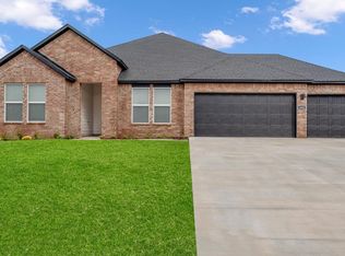 959 Nadine Dr, Rogers, AR 72756