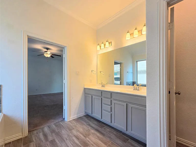 4826 Albany Ridge Ln — Photo 26