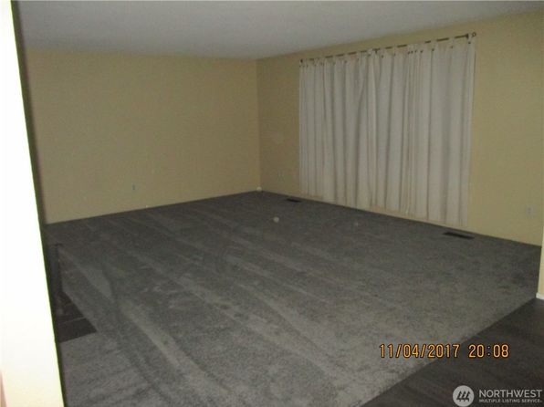 5402 47th Ave E, Tacoma, WA 98443