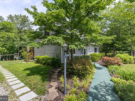 4th image of 164 Oliver Ln