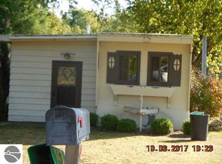 614 Aulerich Rd, East Tawas, MI 48730
