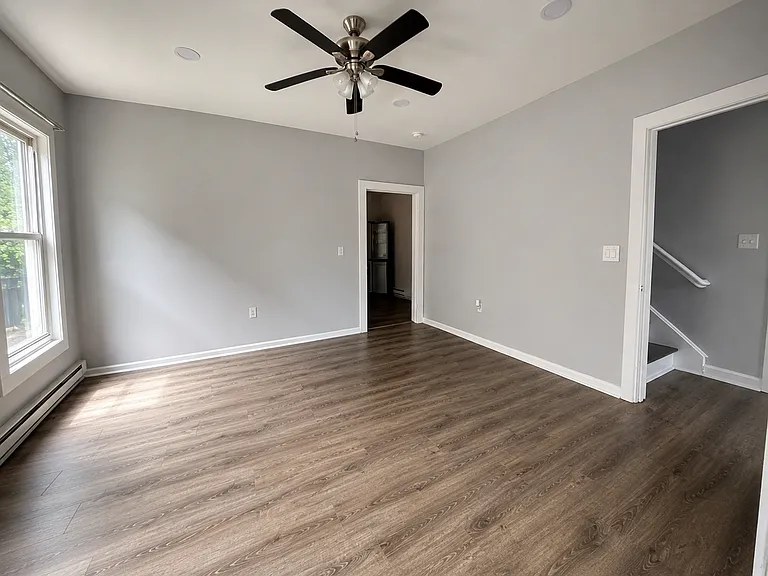 848 Thomas St #850 — Photo 5