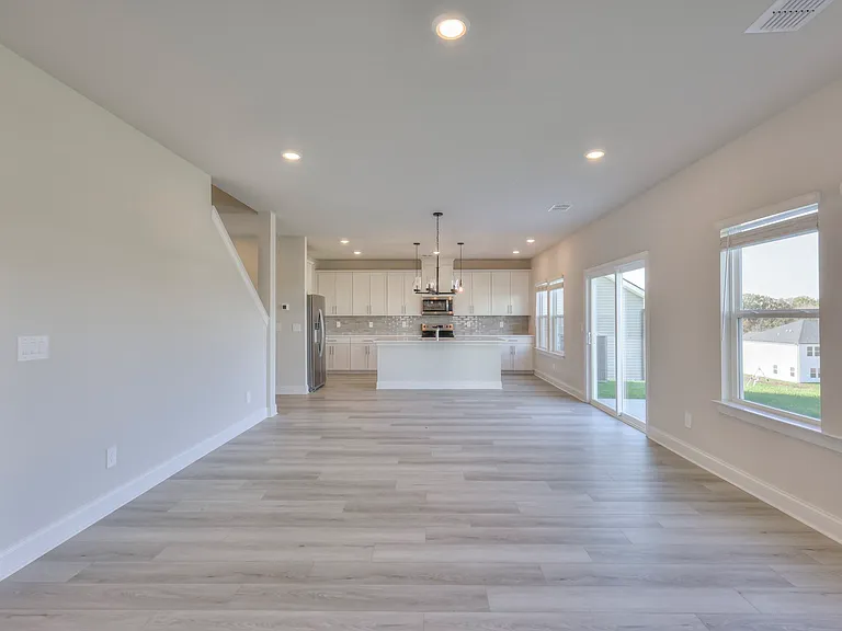 118 Fernbank Ln — Photo 14