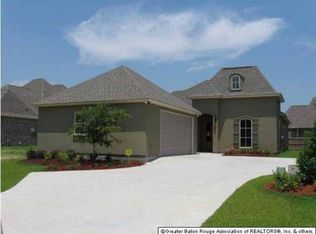 17551 Martin Lake Dr, Baton Rouge, LA 70816