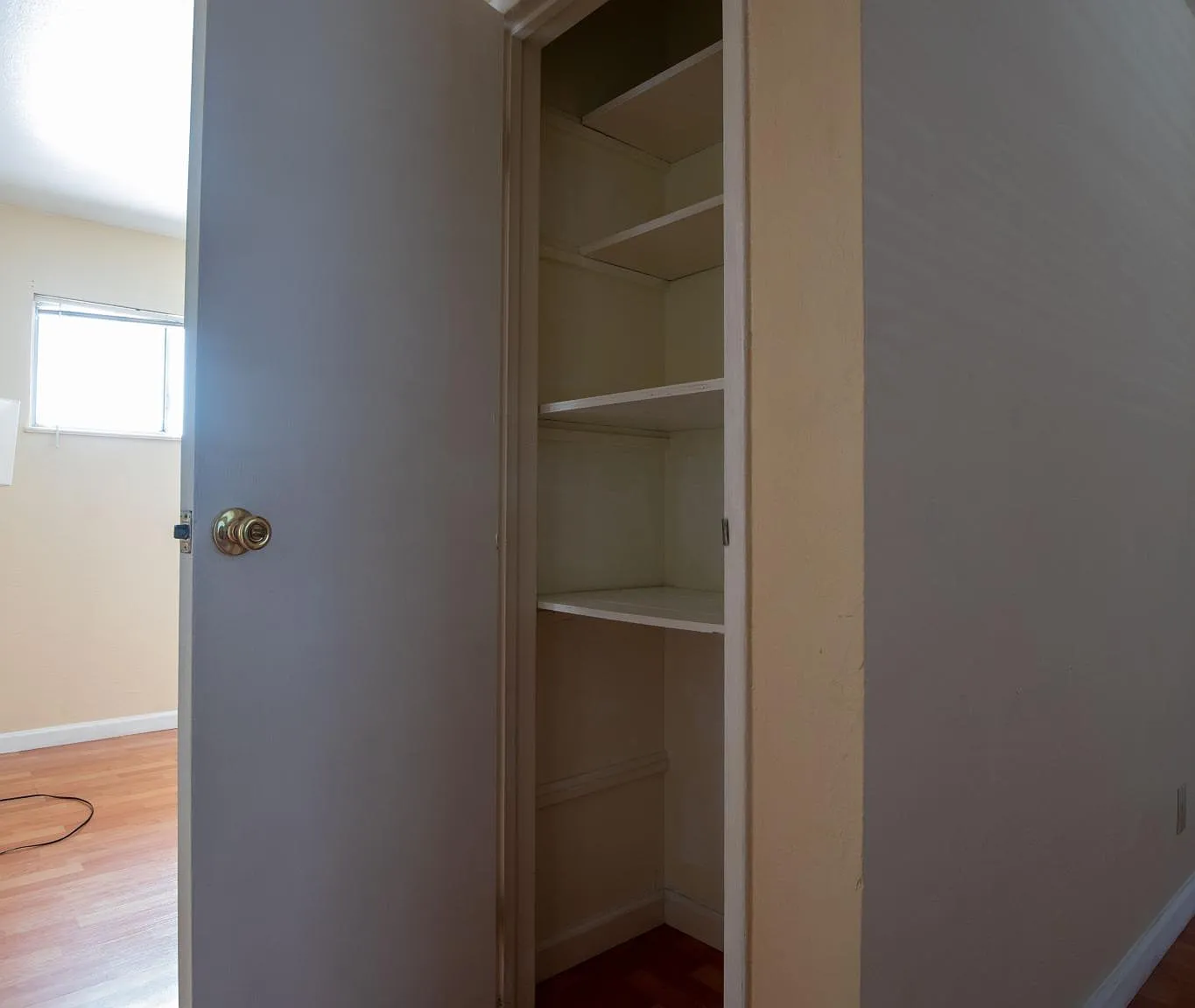 2 bed, 600 sqft, $2,200 — Photo 4