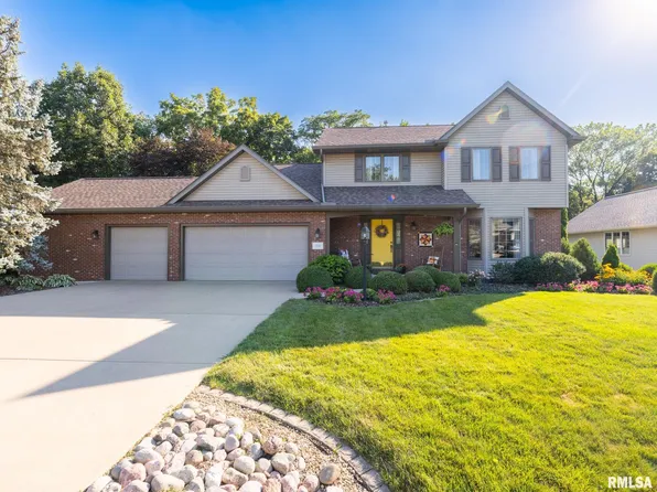 708 Bayside Cir, Metamora, IL 61548