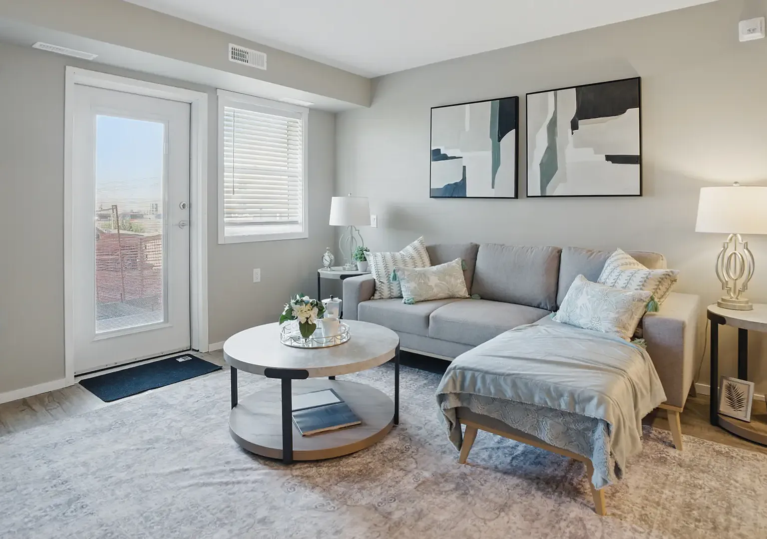 Traditions Apartments — Photo 3