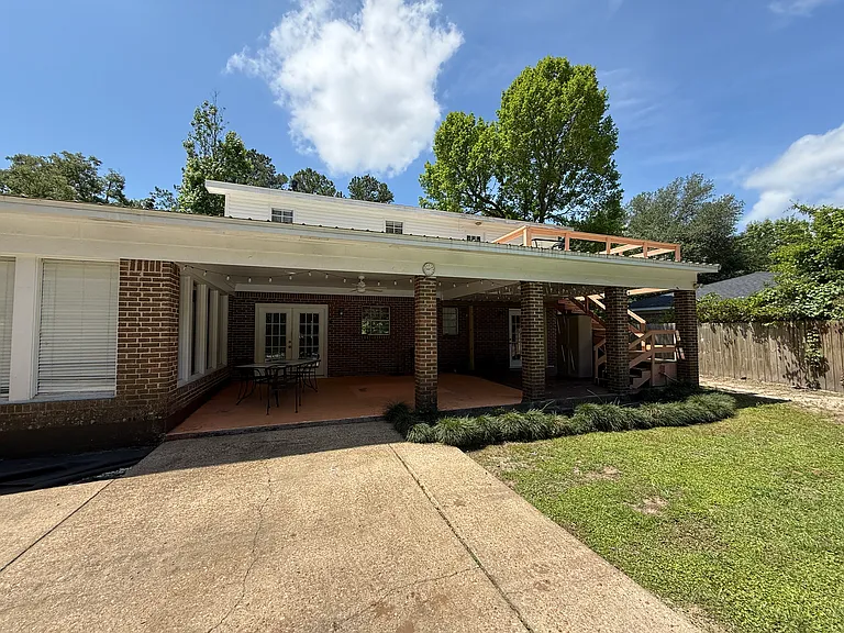 3512 Shadowwood Ct — Photo 40