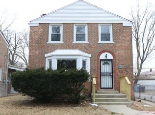 9914 S Bensley Ave, Chicago, IL 60617