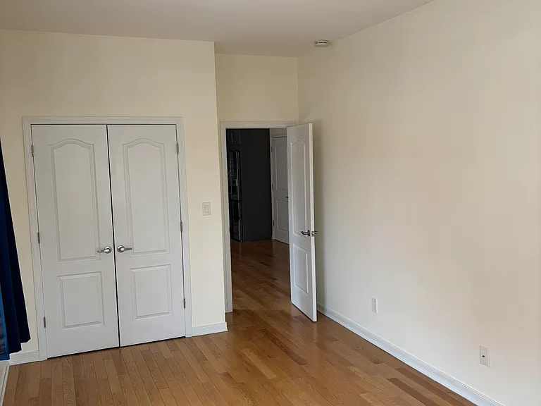 426 Foster Ave #3 — Photo 7