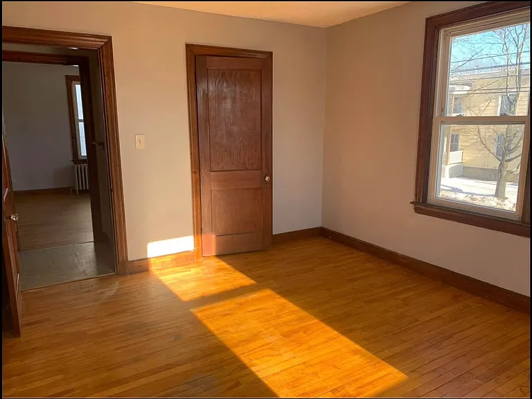 32 Tampa St #4 — Photo 6