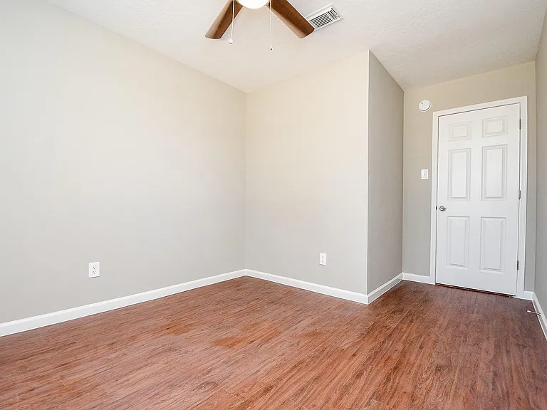 7818 Summer Place Dr — Photo 24