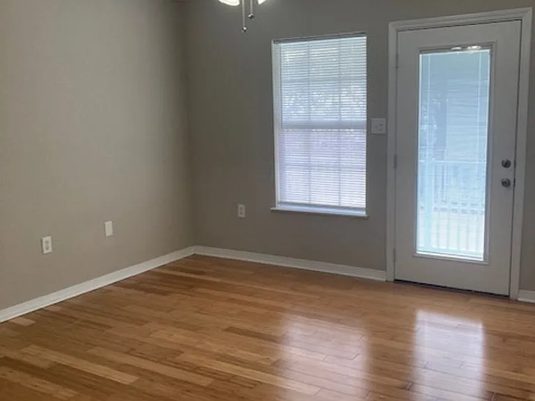 1496 Beach Blvd #B — Photo 17