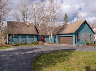 5117 Muirfield Dr, Fayetteville, NY 13066