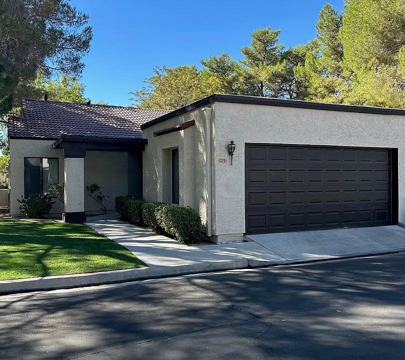 329 Del Mar Ln