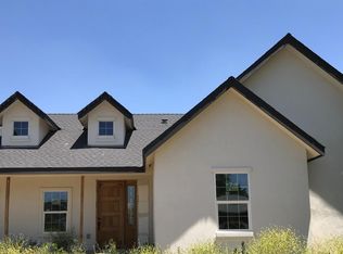 910 S Green St, Tehachapi, CA 93561