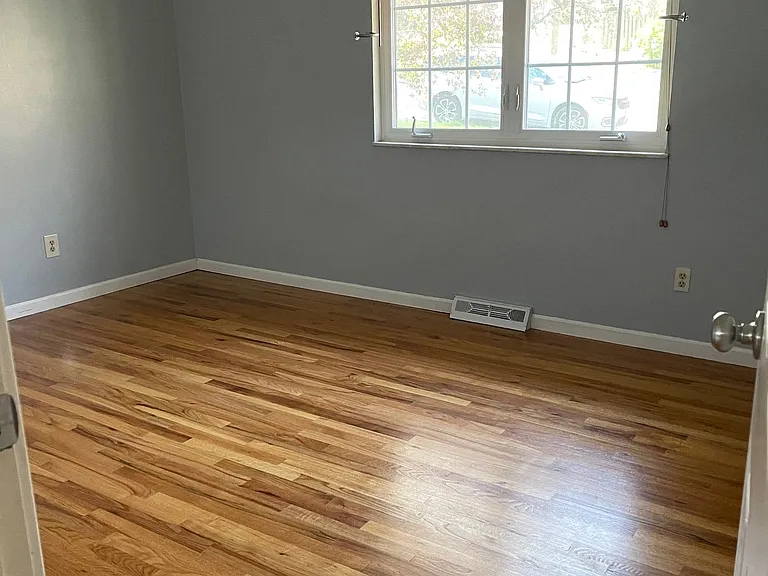 11289 Briarstone Dr — Photo 11