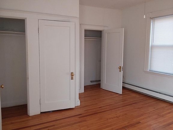 5th image of 255 Jefferson Ave #1