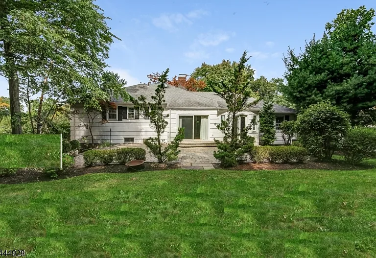 62 Candlewood Dr — Photo 19