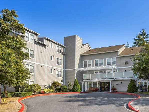 22535 SE Highland Circle #103, Issaquah, WA 98029