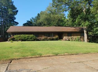 2 Virginia Rd, Newport, AR 72112