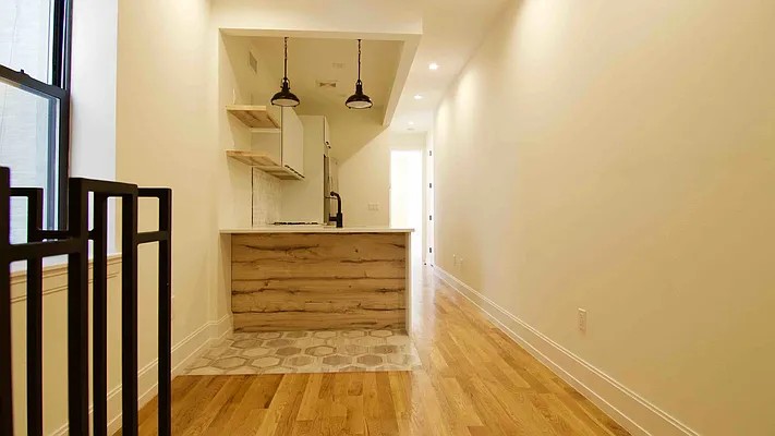 Rented by Nooklyn NYC LLC | media 13