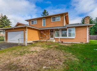 618 S 137th Pl, Seattle, WA