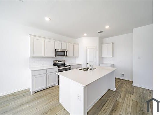 5th image of 11448 Woody Creek Trl