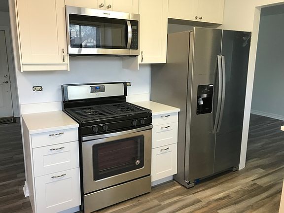 3rd image of 340 Albert Dr