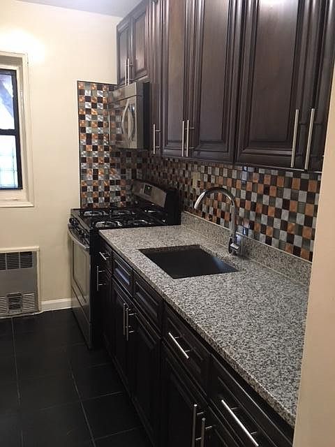 2nd image of 15005 88th Ave APT 1B
