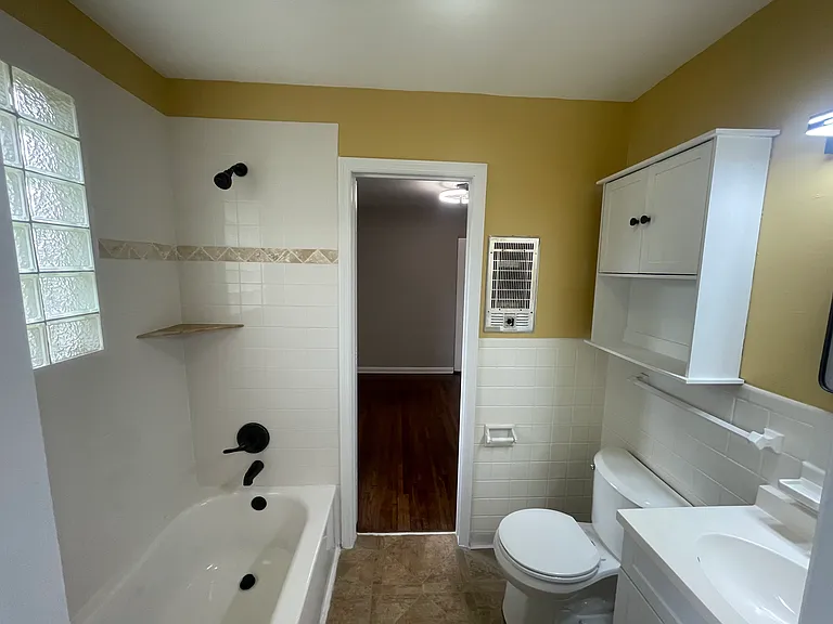 2425 Chapel Ave #B — Photo 4