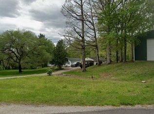 9494 E Northshore Dr, Unionville, IN 47468