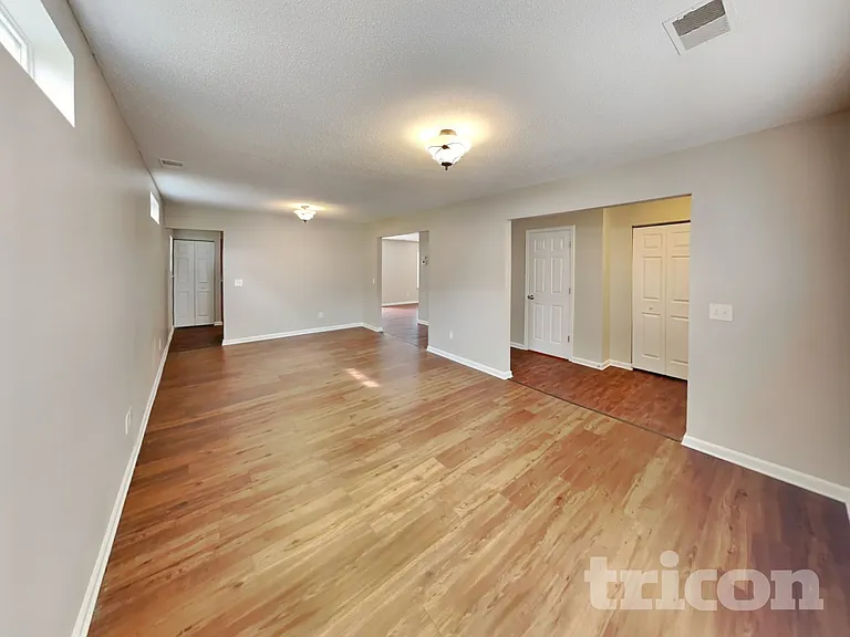 308 Fox Trot Dr — Photo 2