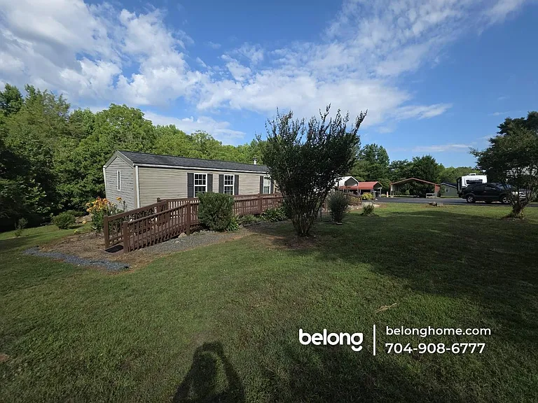 857 Stony Point Rd — Photo 4